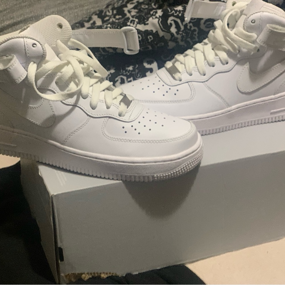 White Air Force 1